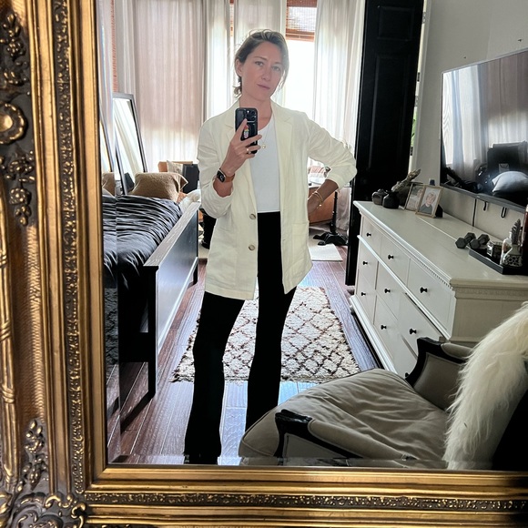 Meet your Posher, Jessica - Picture 3 of 6